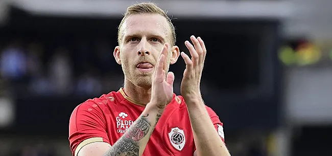 Ritchie De Laet met fin au débat après le but litigieux de Vanaken