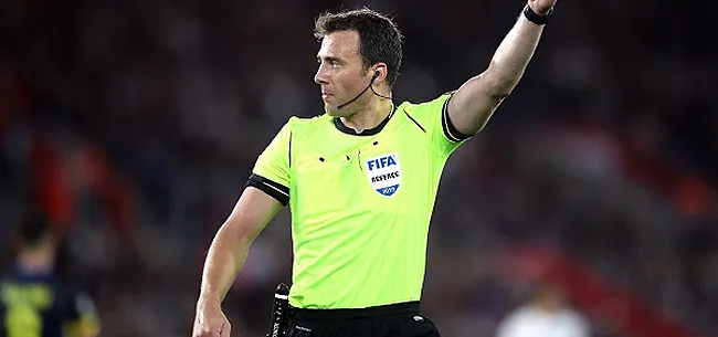 L'arbitre d'Angleterre - Pays-Bas fait scandale