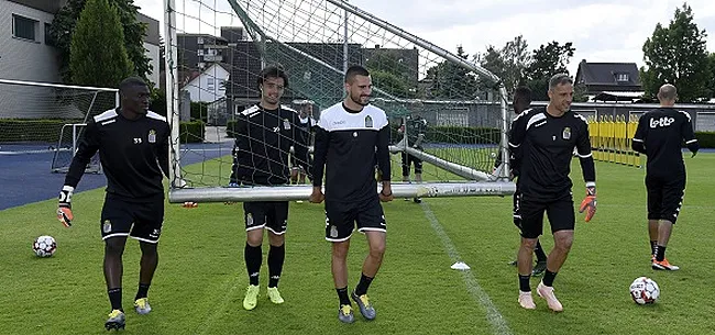 Un défenseur de Charleroi sur le départ : il veut plus de temps de jeu