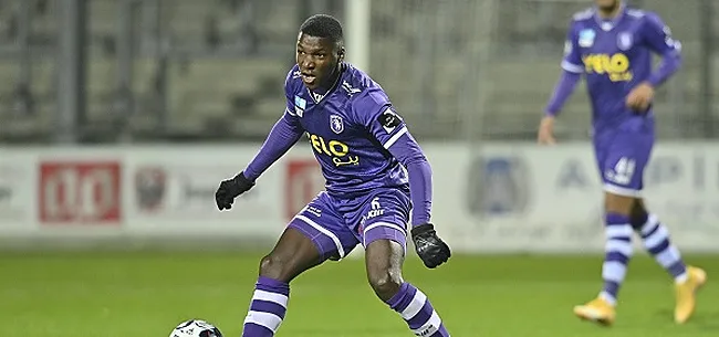 L'ex-milieu du Beerschot pisté par Arsenal et Chelsea 