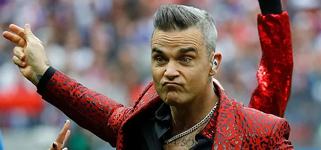 Robbie Williams déclenche une polémique lors de la cérémonie d'ouverture (VIDEO)