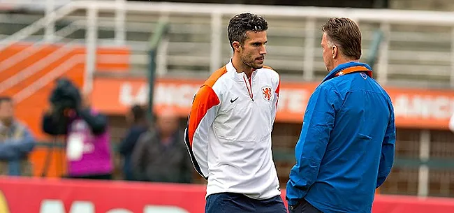 Déception pour les clubs belges: Van Persie trouve un club