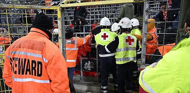 Ca a dégénéré à Anderlecht : fans rouches évacués sur civière