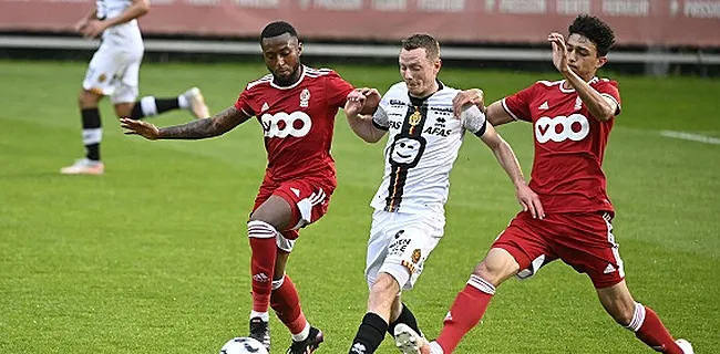 Un joueur file sur le banc au Standard pour affronter St-Trond