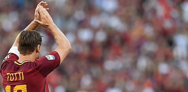 Totti (48) surprend avec une possible incroyable reprise