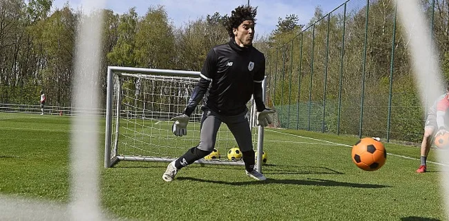 Coup dur pour Memo Ochoa, voici la durée de son absence