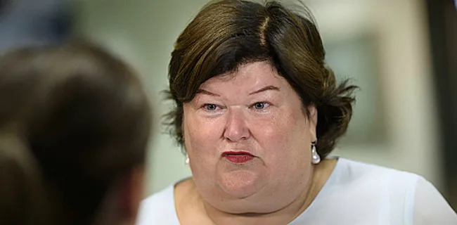 Maggie De Block s'attaque au football belge