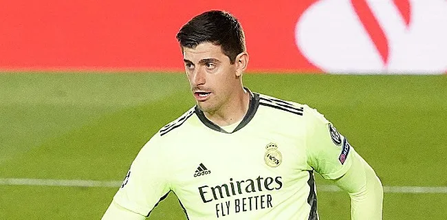 Thibaut Courtois en prend quatre dans le Clasico de Bernabeu