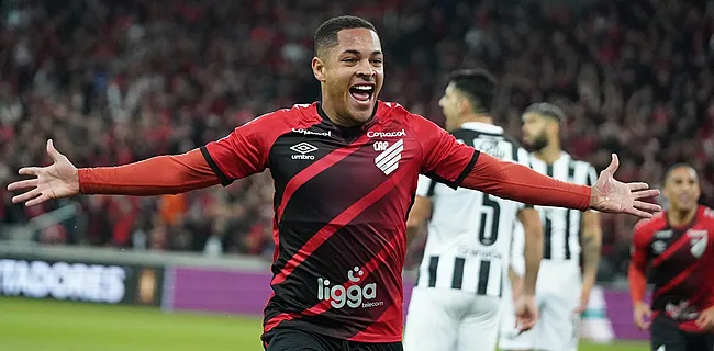 OFFICIEL Vitor Roque quitte Barcelone après six mois