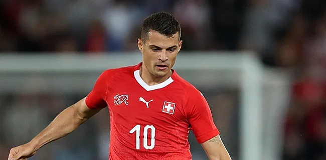 Granit Xhaka  va refiler un ananas d'or  à Eden Hazard 