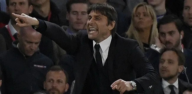 WTF Antonio Conte veut féliciter ce jeune joueur de Chelsea... qui s'en fout complètement (VIDEO)