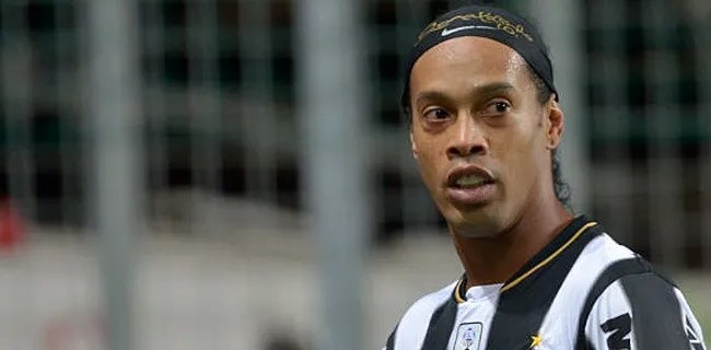 OFFICIEL Ronaldinho de retour à Barcelone