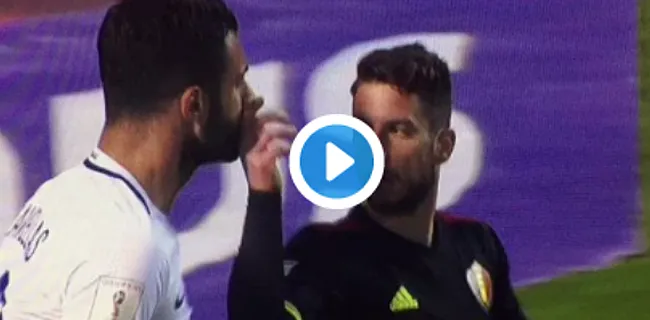 Quand Dries Mertens chatouille le nez de Tzavellas (VIDEO)